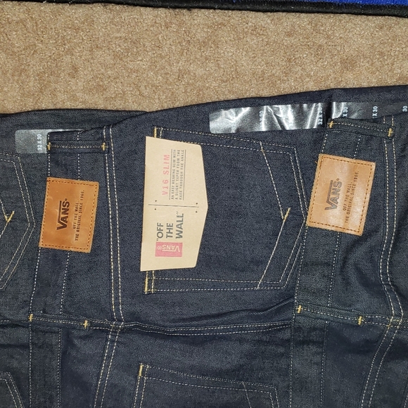 *Vans* 32x30 Jean's - Picture 3 of 6